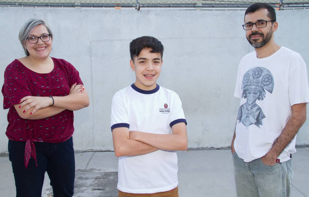VEJA SP – ADOLESCENTE SELECIONADO PARA TESTES NA NASA, EUA – CAMILA MAFRA UVA, PROFESSORA-ORIENTADORA DE INFORMÁTICA EDUCATIVA, NATAN CARDOSO DE OLIVEIRA, LEANDRO ALVES DOS SANTOS, FORMADOR DE PROFESSORES DA DIRETORIA REGIONAL DE EDUCAÇÃO – FOTOS: JULI VEJA SP – ADOLESCENTE SELECIONADO PARA TESTES NA NASA, EUA – CAMILA MAFRA UVA, PROFESSORA-ORIENTADORA DE INFORMÁTICA EDUCATIVA, NATAN CARDOSO DE OLIVEIRA, LEANDRO ALVES DOS SANTOS, FORMADOR DE PROFESSORES DA DIRETORIA REGIONAL DE EDUCAÇÃO – FOTOS: JULI