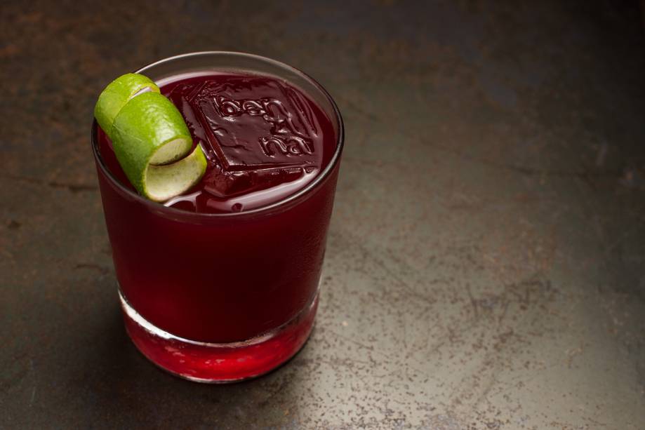 O drinque apelidado de o melhor da noite O drinque apelidado de o melhor da noite