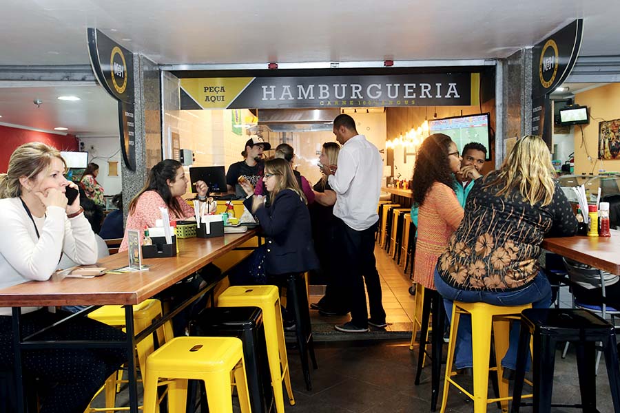 Ambiente da mini-hamburgueria