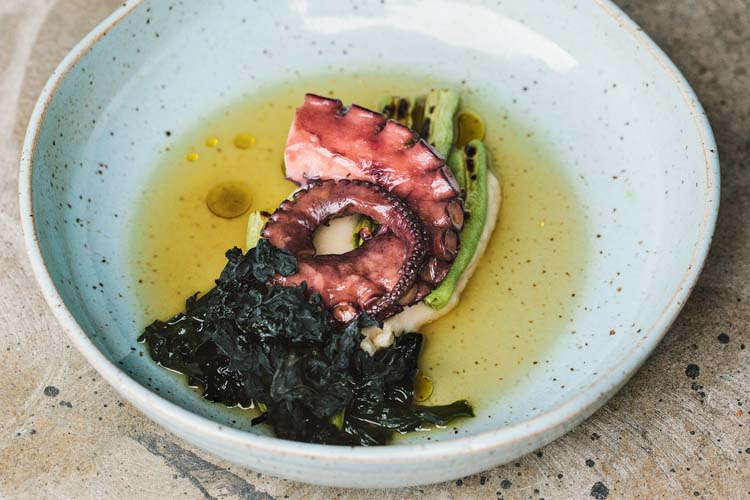 Mensa apresenta um cardápio brasileiro mutante; leia a minha crítica