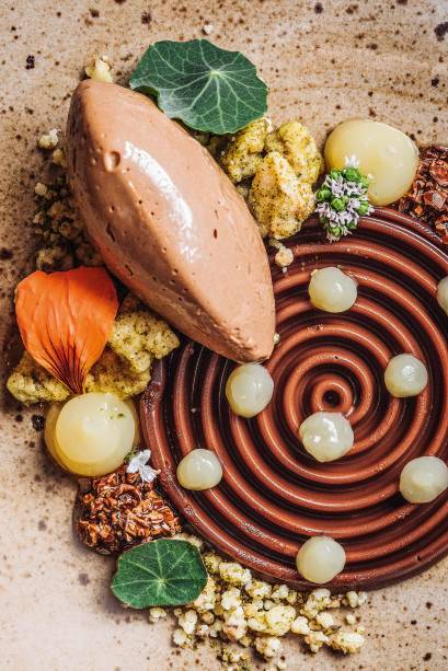 Para a sobremesa: musse de carameloe chocolate Para a sobremesa: musse de carameloe chocolate