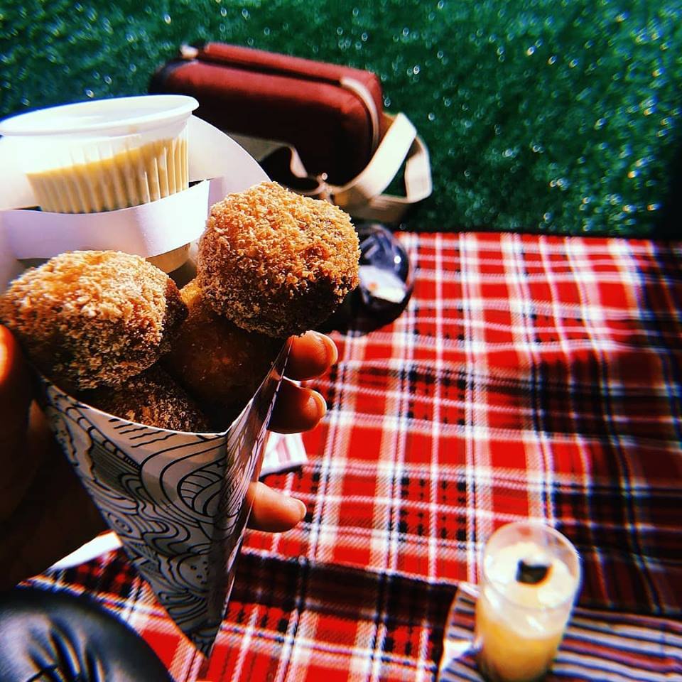 Petí Gastronomia promove mais um piquenique na laje