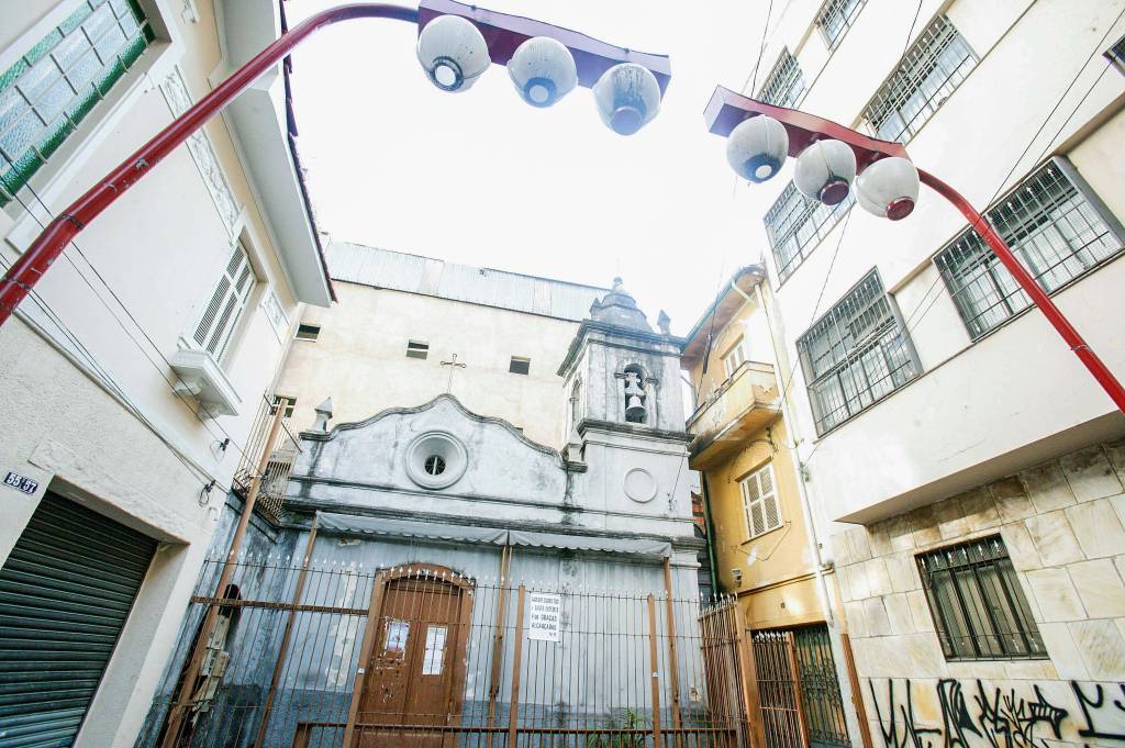 Igreja histórica no bairro da Liberdade está ameaçada