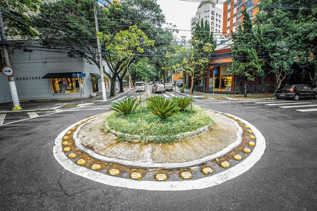 Rua Domingos Leme Rua Domingos Leme
