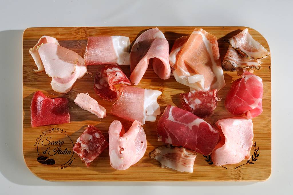 Friccò, no Paraíso, encerra as atividades