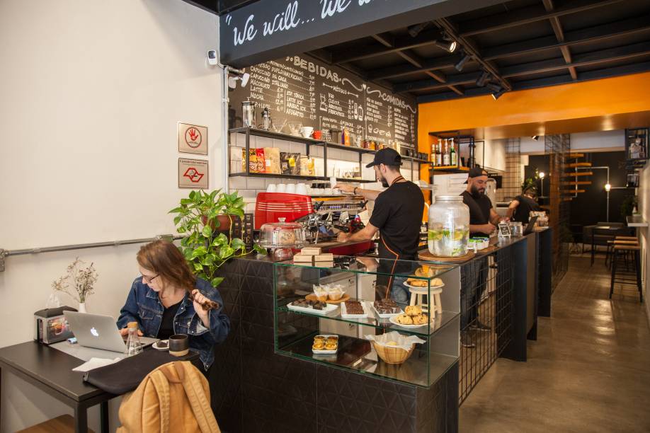 Ambiente: preparado para trabalhar Ambiente: preparado para trabalhar