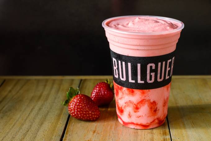 Milkshake de Morango_Bullguer_Lucas Terribili-2