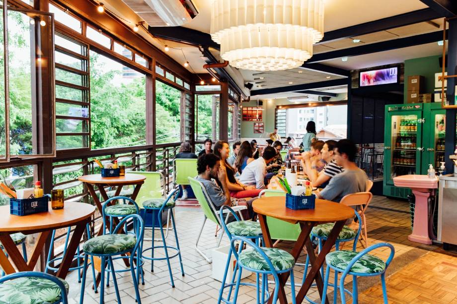 Ambiente descontraído: espaço funciona no andar de cima do bar Pirajá Ambiente descontraído: espaço funciona no andar de cima do bar Pirajá