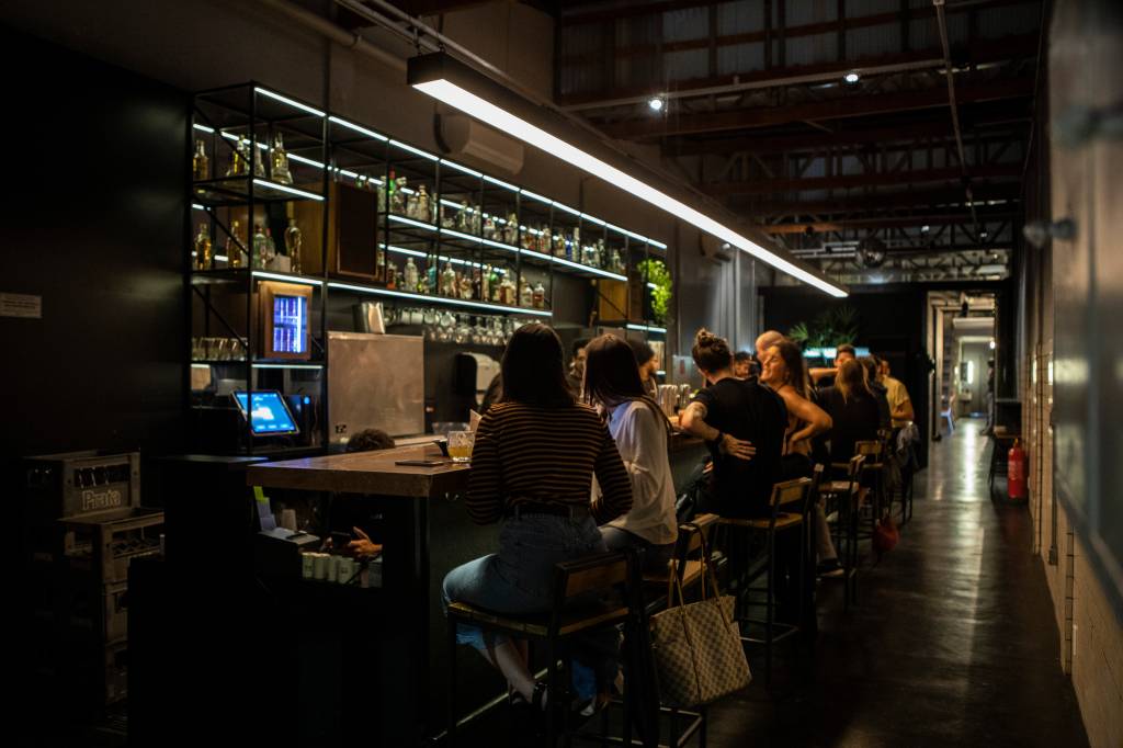 Bar Caracol, no Centro, anuncia fechamento