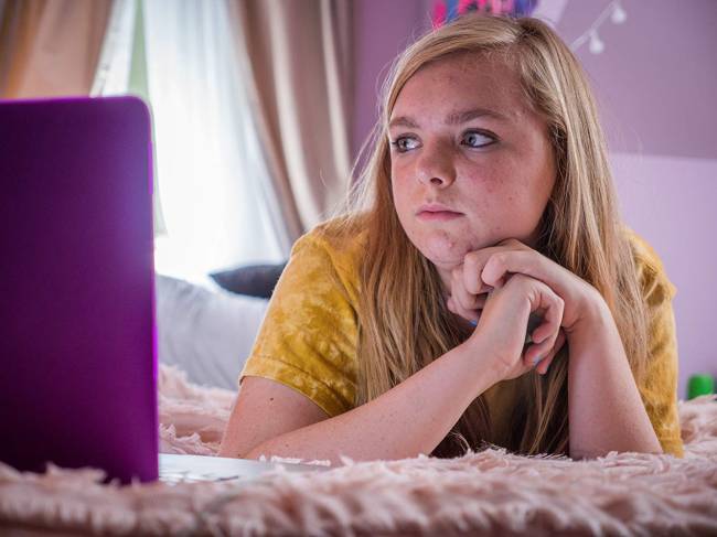 Elsie Fisher concorreu ao Globo de Ouro pelo papel em Oitava Série