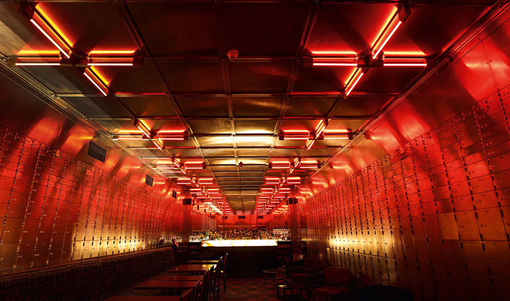 Já pensou em beber dentro do cofre do antigo Banco do Estado de São Paulo?