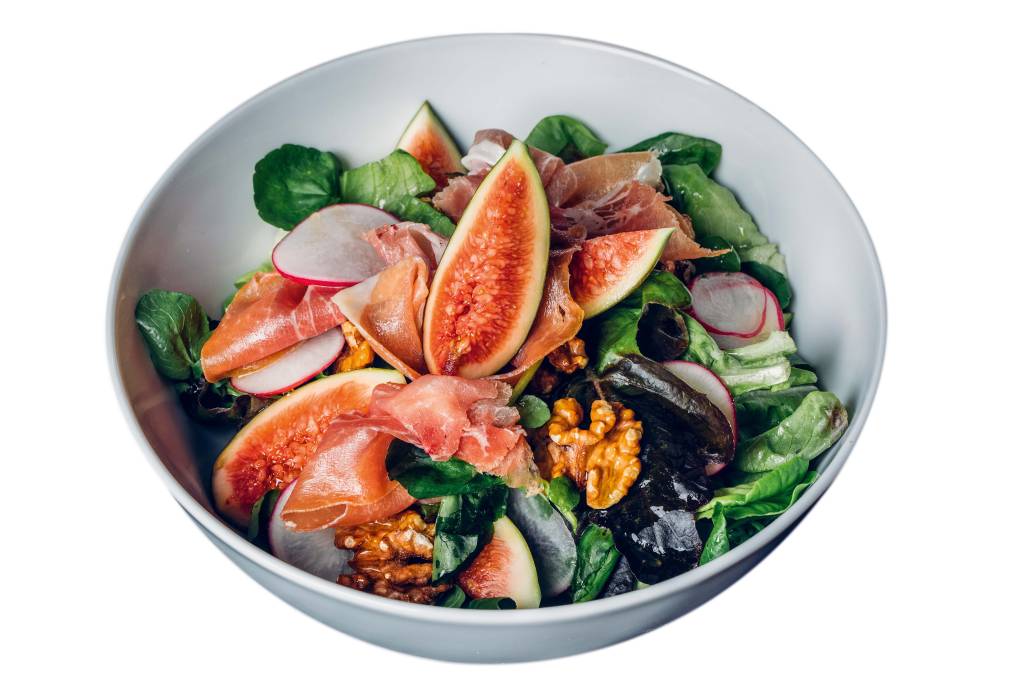 Gero Panini – 1 SALADA DE AGRIÃO COM FIGOS, COUVE, ERVA DOCE, RABANETE, PRESUNTO CRU, QUEIJO MOZZARELLA E NOZES.jpg Gero Panini – 1 SALADA DE AGRIÃO COM FIGOS, COUVE, ERVA DOCE, RABANETE, PRESUNTO CRU, QUEIJO MOZZARELLA E NOZES.jpg