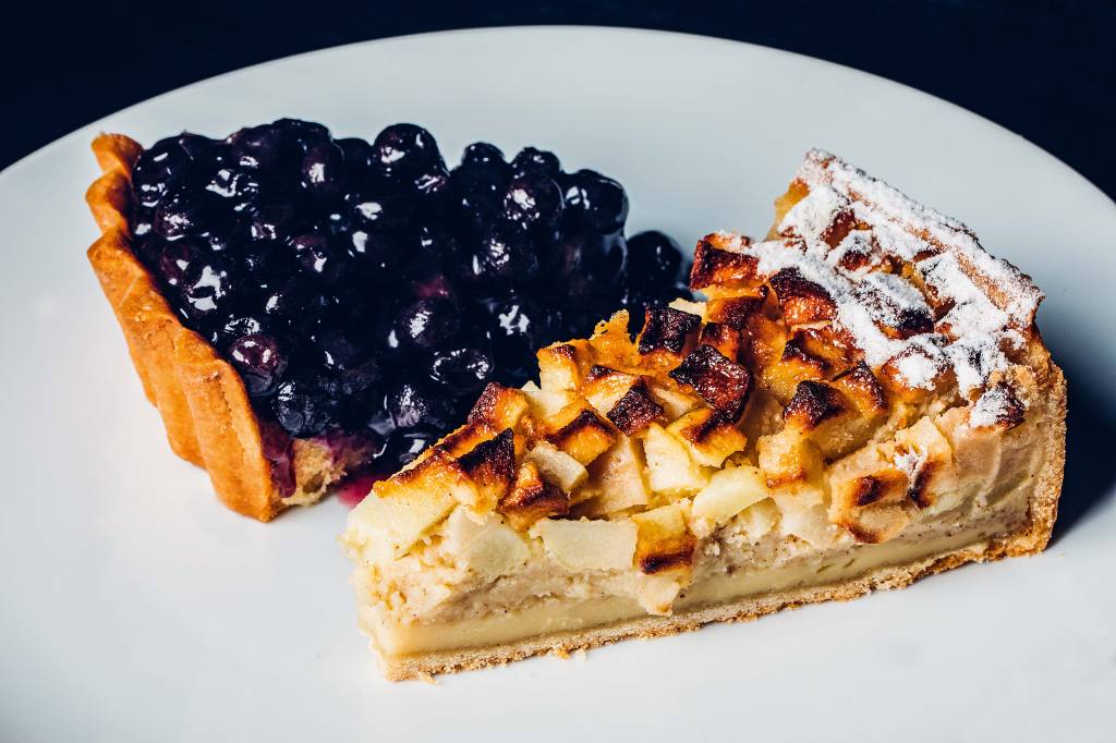 GERO PANINI – TORTA DE MIRTILO E TORTA DE MAÇÃ.jpg GERO PANINI – TORTA DE MIRTILO E TORTA DE MAÇÃ.jpg