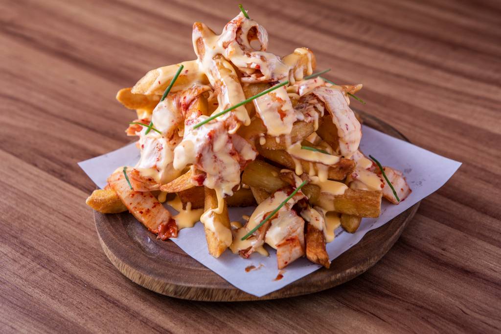 Kimcheese fries _ Fat Cow _ comidinhas/gastronomia Kimcheese fries _ Fat Cow _ comidinhas/gastronomia