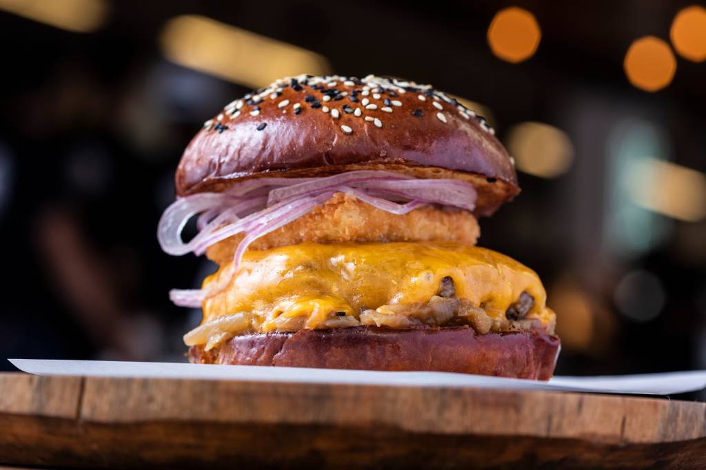 Visitamos a aguardada hamburgueria Fat Cow. Vale a pena?