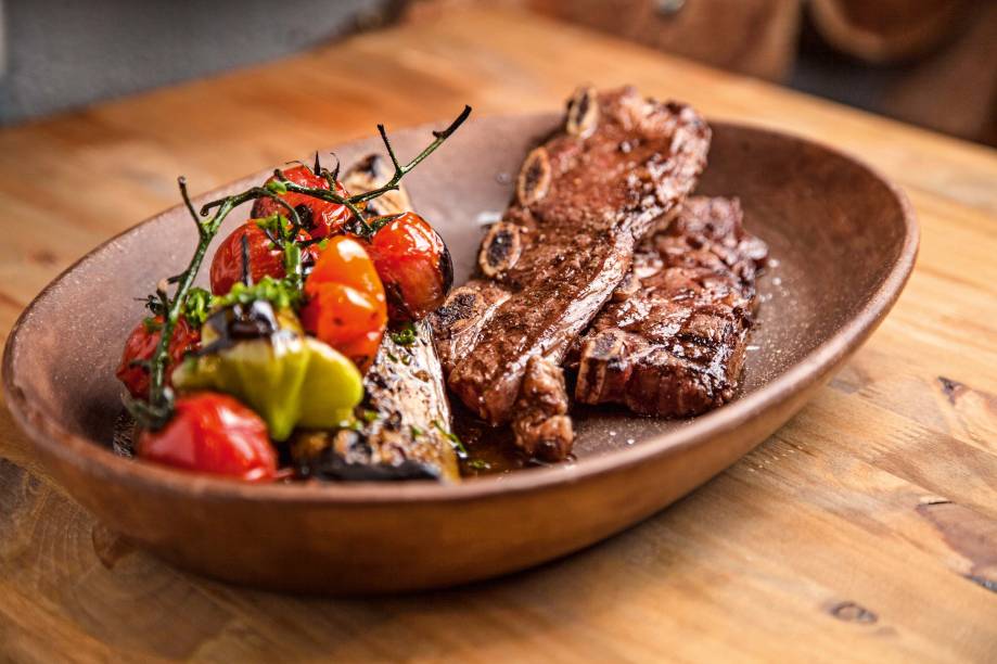 Assado de tira: no ponto certo Assado de tira: no ponto certo