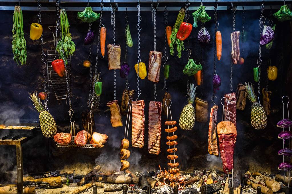 Varal 87 oferece carnes preparadas em diferentes métodos; leia a crítica