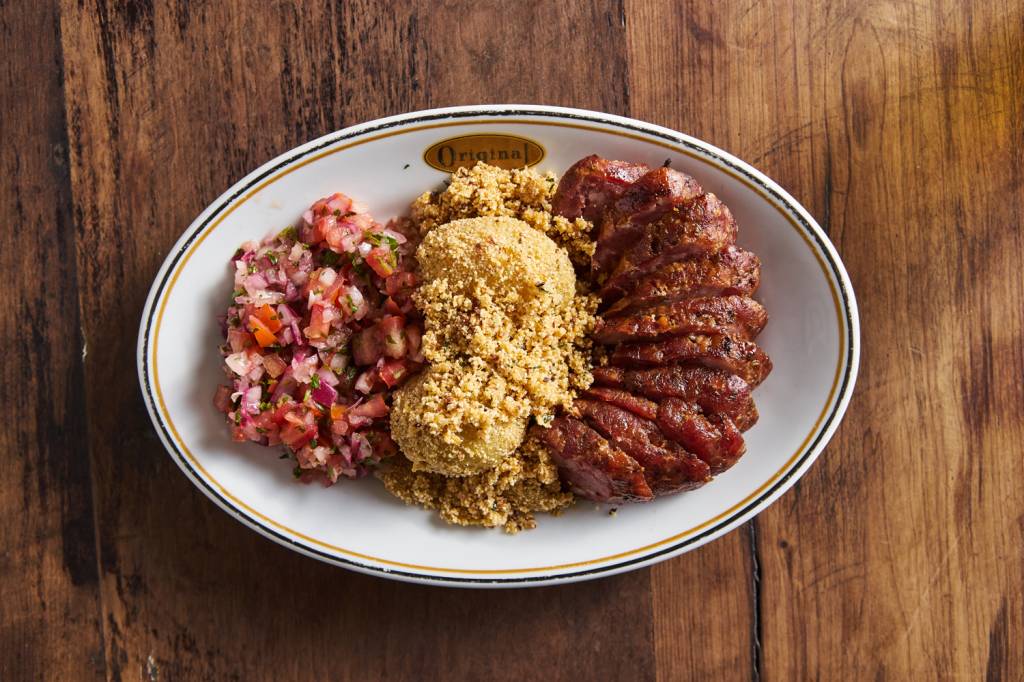 Original comemora 23 anos com churrasco do DeBetti