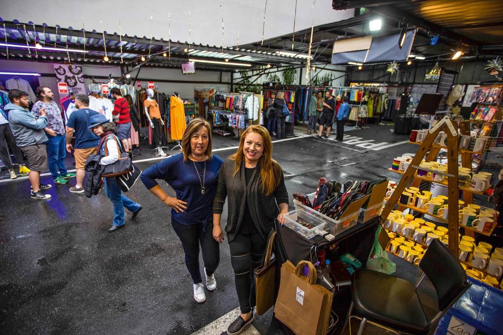 Mobilidade – feira no estacionamento Mobilidade – feira no estacionamento