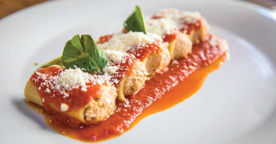 Schiaffoni: pequenos canelones de ricota e creme de berinjela