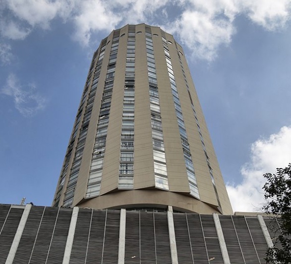 Juízes usam estrutura de tribunal para declarar o próprio imposto de renda