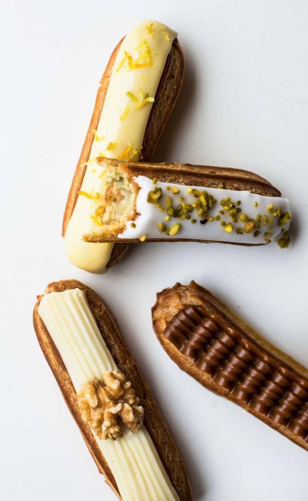 Éclairs: limão-siciliano, pistache, chocolate e nozes