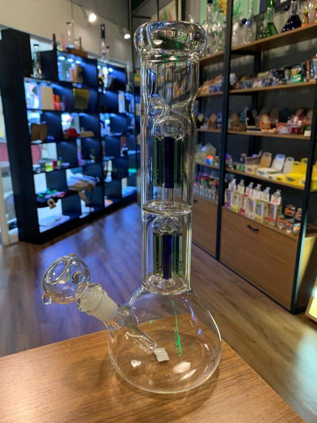 O bong misa com tripla filtragem e trava para colocar gelo. De 440 por 264 reais O bong misa com tripla filtragem e trava para colocar gelo. De 440 por 264 reais