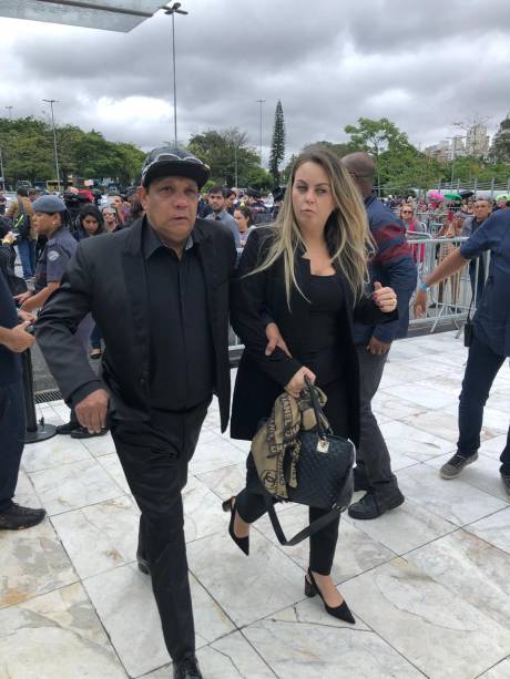 Liminha e sua esposa. Fernanda Fiuza: emoção ao relembrar parceria