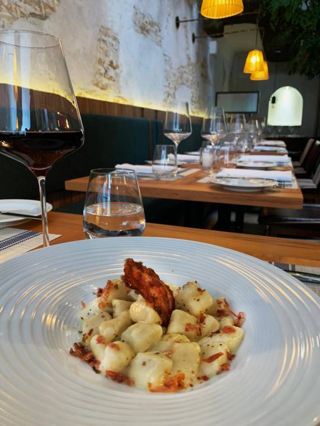 Nhoque com creme de trufa branca e pancetta Nhoque com creme de trufa branca e pancetta