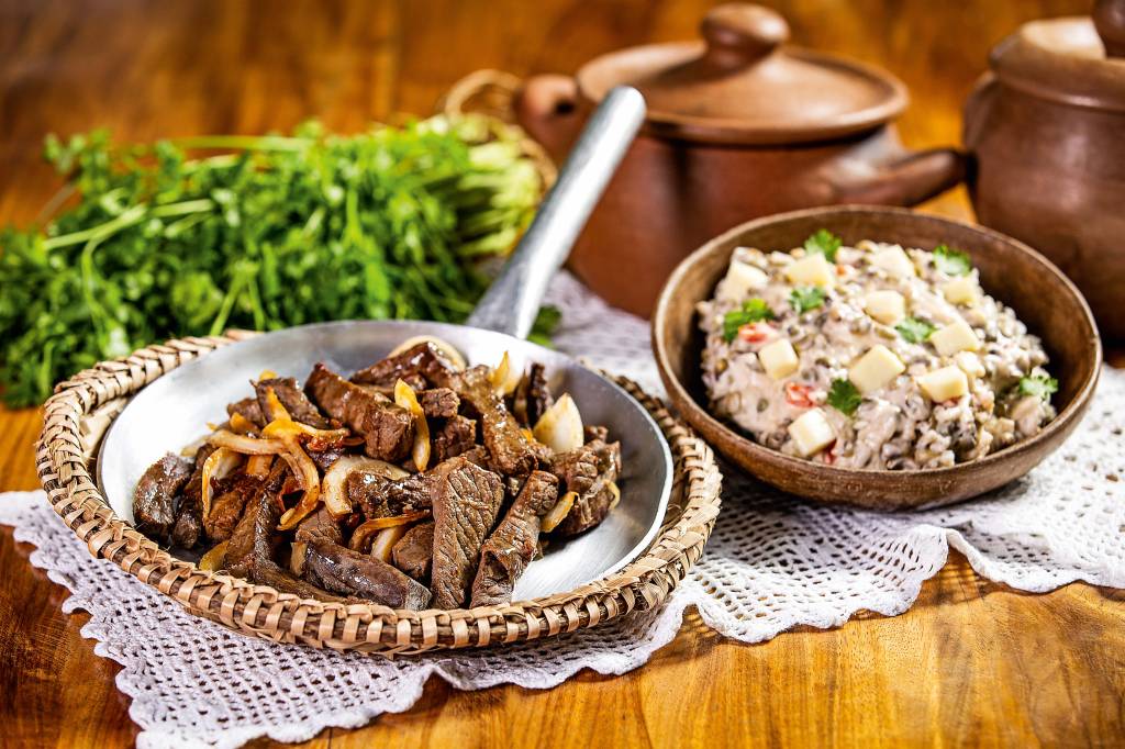 BAIAO DE DOIS E CARNE DE SOL 02.jpg Mangai