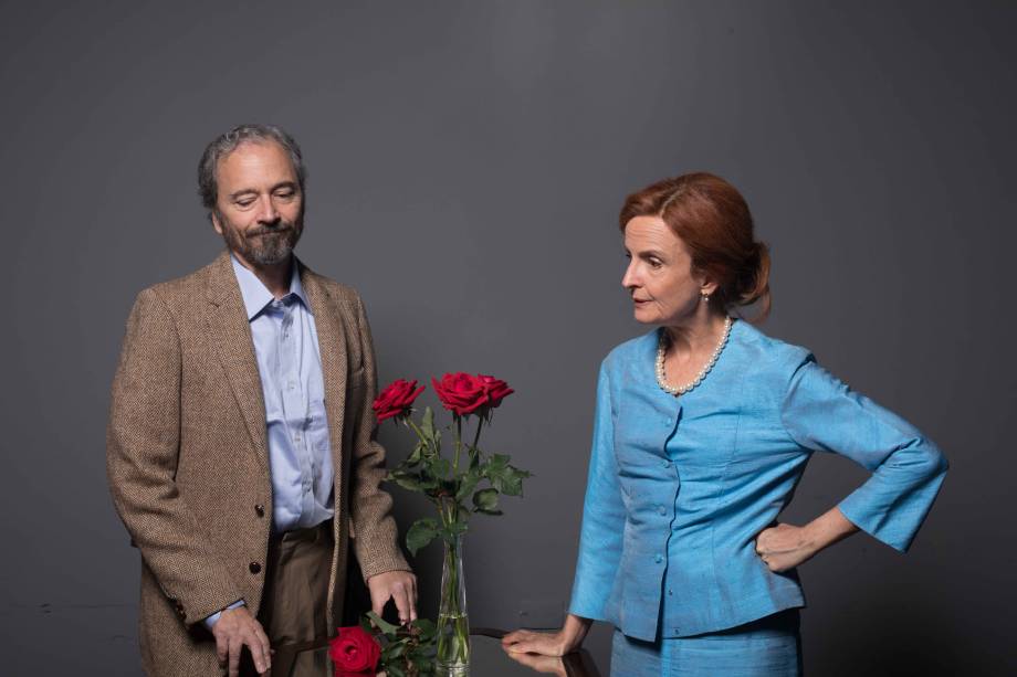 De Todas As Maneiras que Há de Amar: Brian Penido Ross e Clara Carvalho De Todas As Maneiras que Há de Amar: Brian Penido Ross e Clara Carvalho