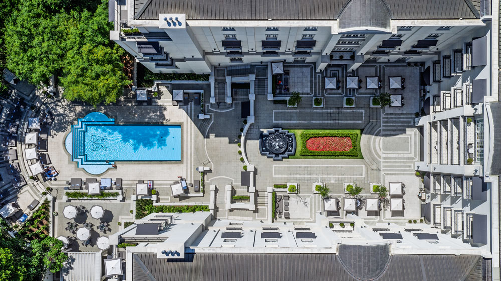 Palacio_Tangara___Pool_and_terrace_8697.jpg Palacio_Tangara___Pool_and_terrace_8697.jpg