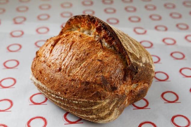 Sourdough: feito com farinha orgânica efermentação natural Sourdough: feito com farinha orgânica efermentação natural