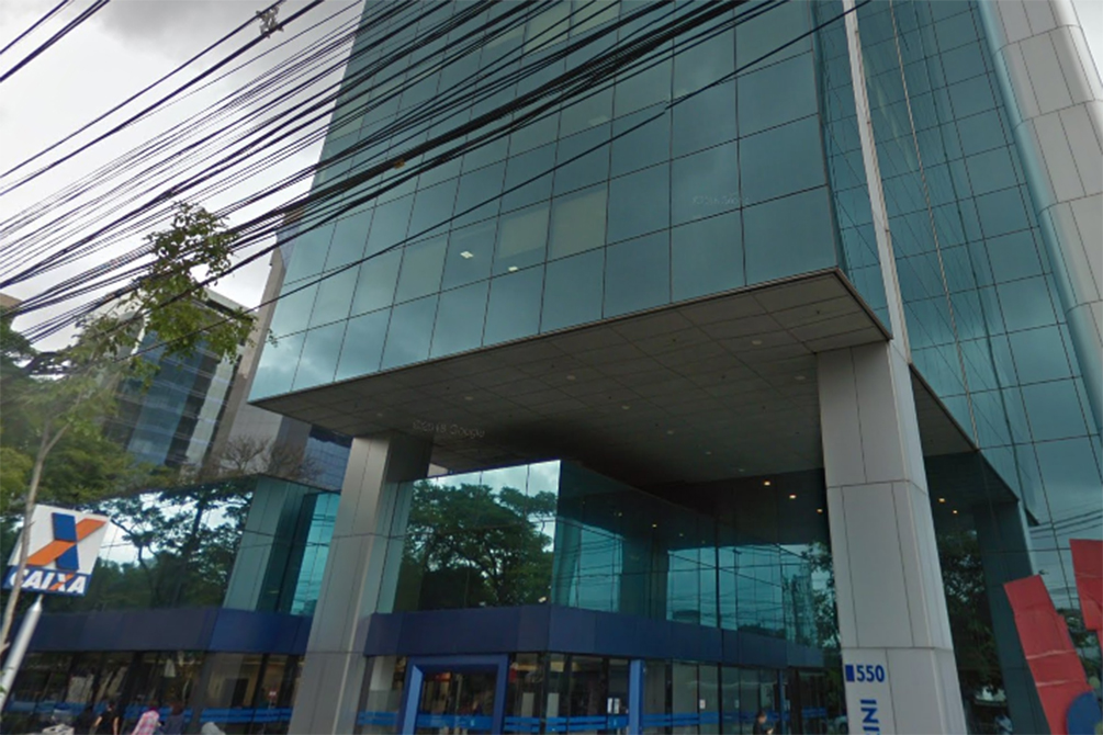 Coronavírus: prédio divulga comunicado restringindo circulação de chineses