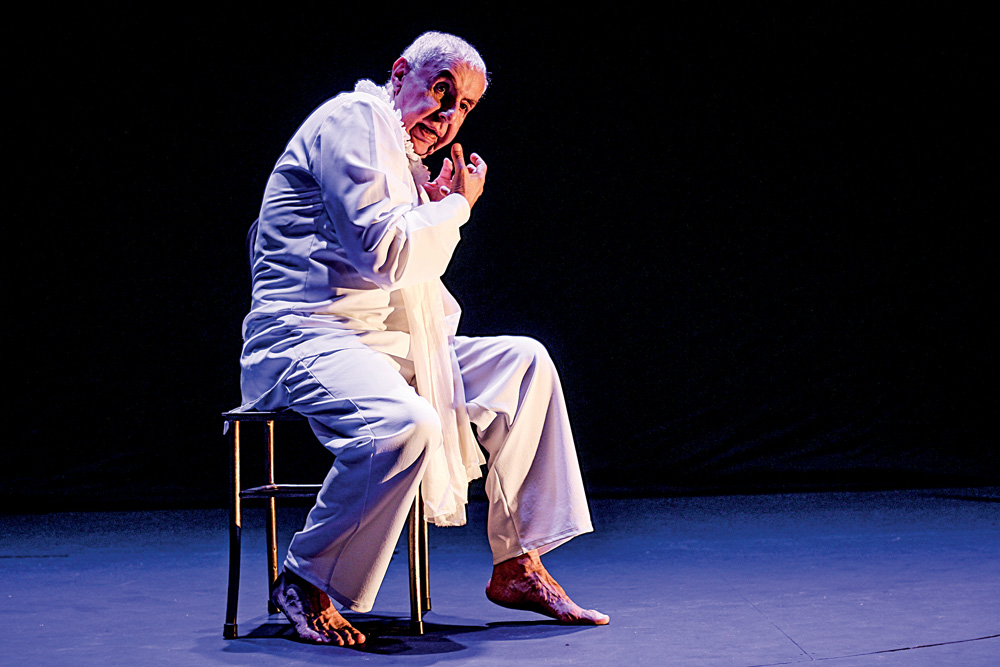 Elias Andreato no monólogo “Arap” Elias Andreato no monólogo “Arap”