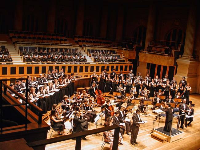 Coro Sinfônico da Orquestra Sinfônica de São Paulo (Osesp), regido por Naomi Mun.jpg (1) Coro Sinfônico da Orquestra Sinfônica de São Paulo (Osesp), regido por Naomi Mun.jpg (1)