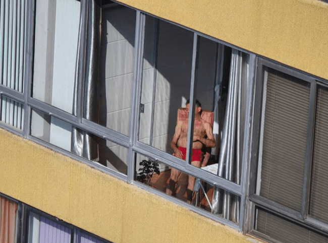 vizinho-6 Das Coisas Que São Vistas Em Isolamento