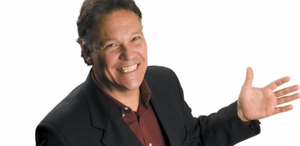 Jimmy Raw, ex-apresentador do Globo de Ouro, morre aos 58 de coronavírus