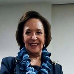 Verônica Cezar-Ferreira Verônica Cezar-Ferreira