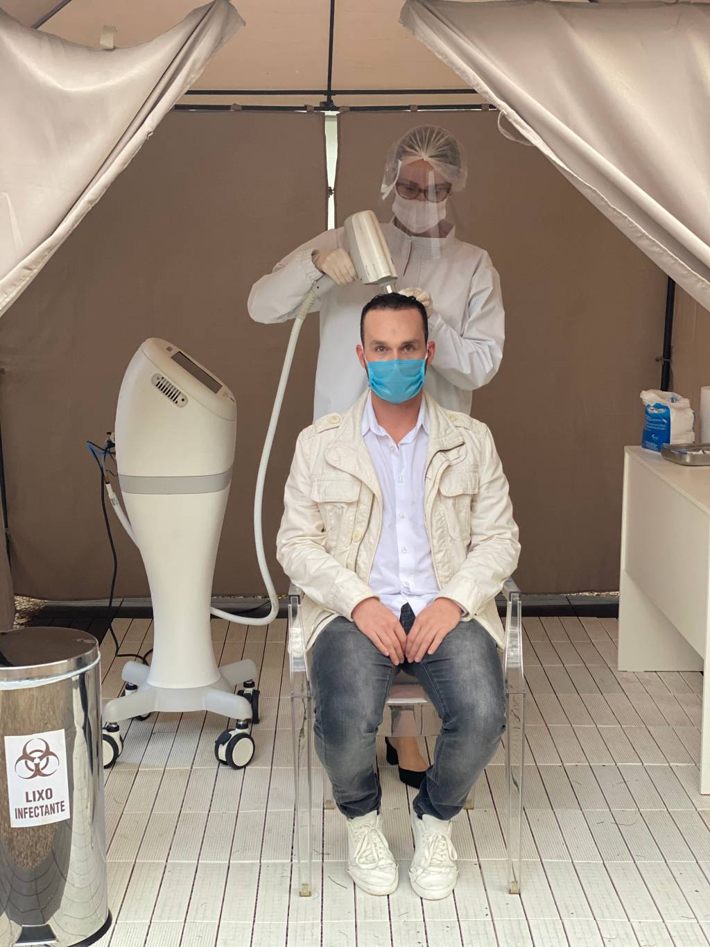 Drive-thru da beleza: médicos aplicam Botox em tenda no Jardim América