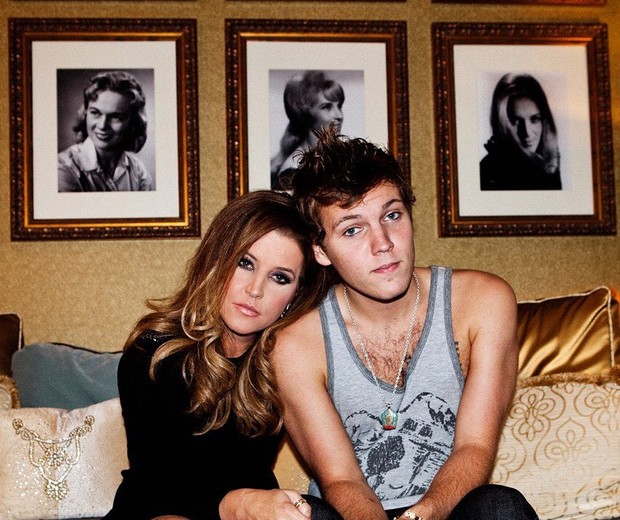 Priscilla Presley fala sobre a morte do neto de 27 anos