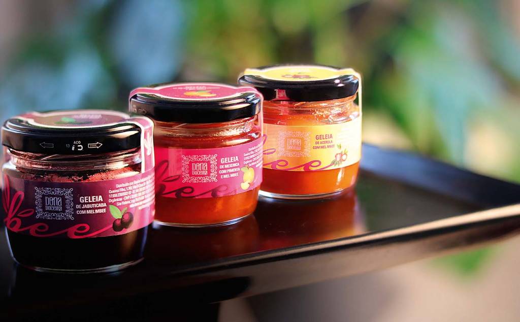 Mbee oferece diferentes tipos de mel e outros produtos por entrega