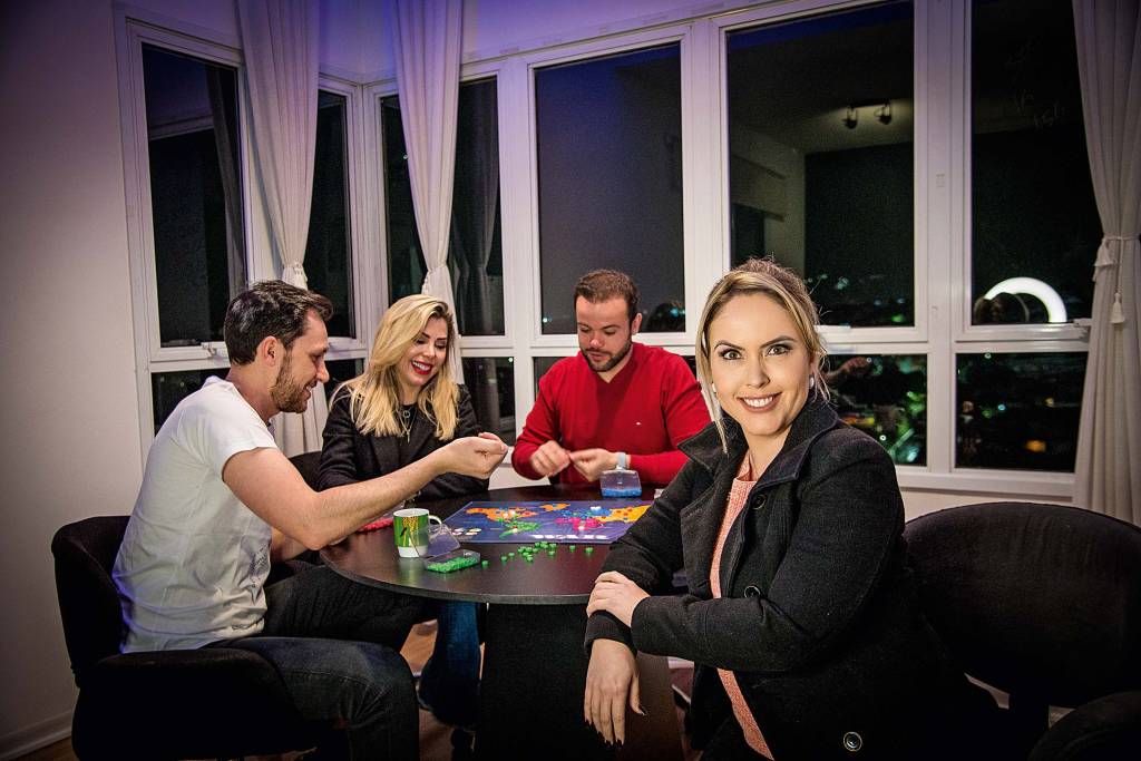 O lado bom da nostalgia: paulistanos retomam atividades antigas em casa