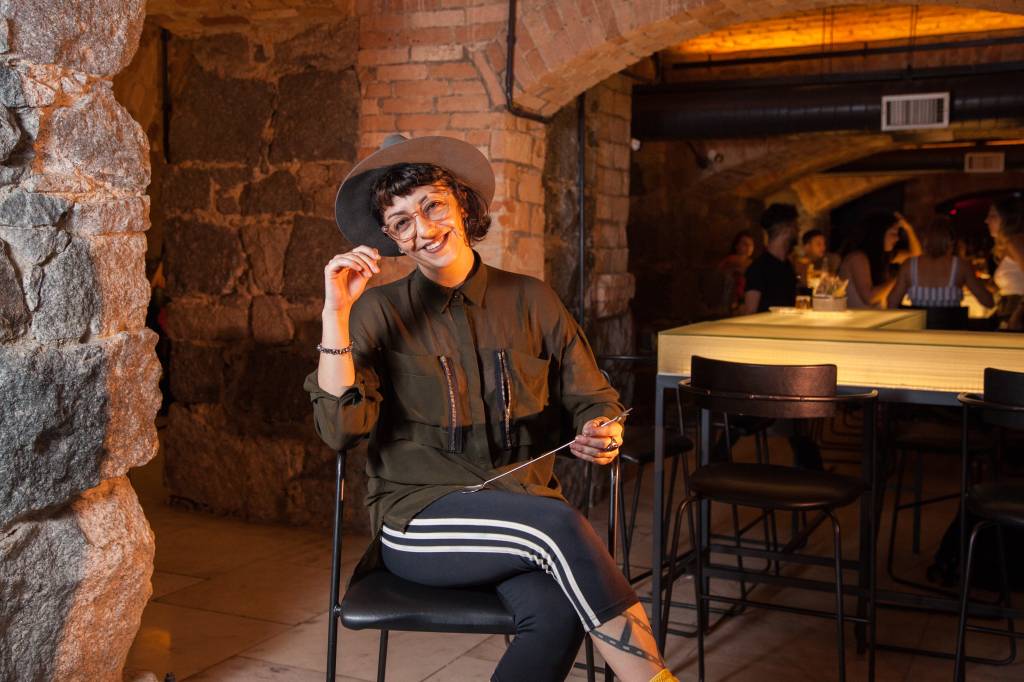 Chula Barmaid deixa Bar dos Arcos e retorna à Argentina: “tão difícil”