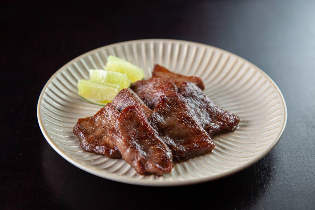 Izakaya Kuroda serve uma ótima língua bovina (sim, língua)