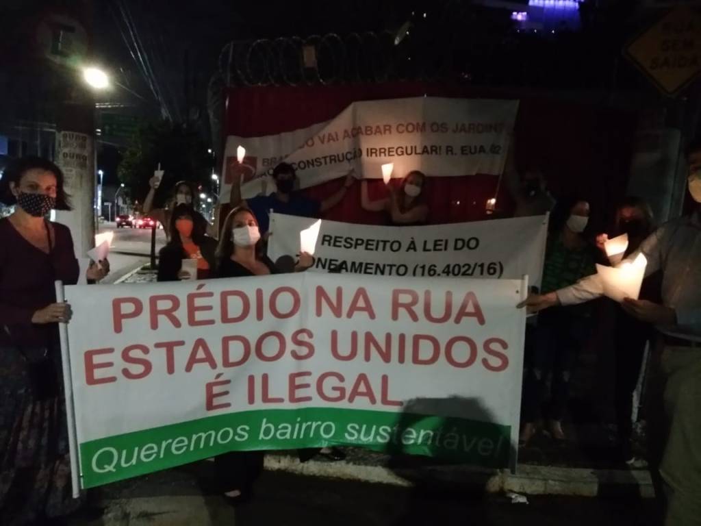 Vizinhança organiza “vigília” contra prédio na região do Jardim América