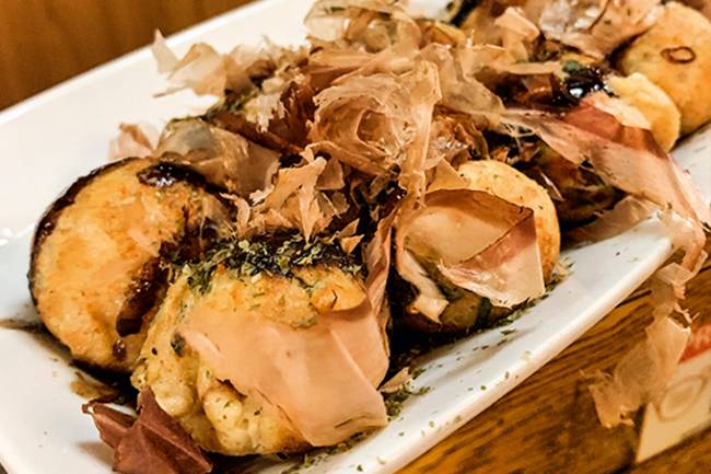 Izakaya Issa - Takoyaki