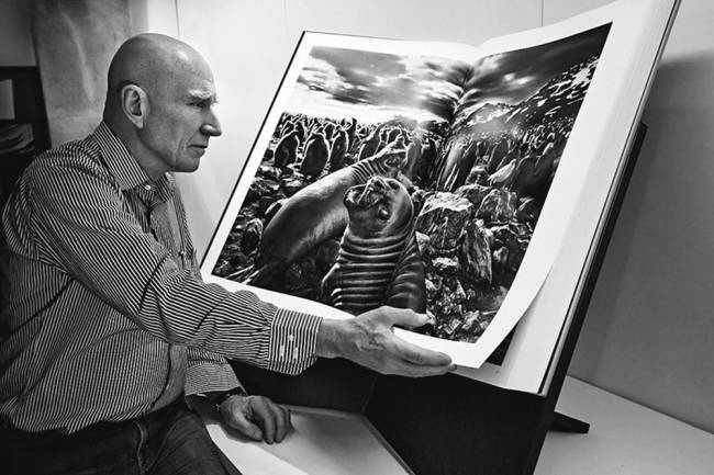Sebastião Salgado e a edição de luxo de seu livro: tiragens limitadas também povoam a loja Sebastião Salgado e a edição de luxo de seu livro: tiragens limitadas também povoam a loja
