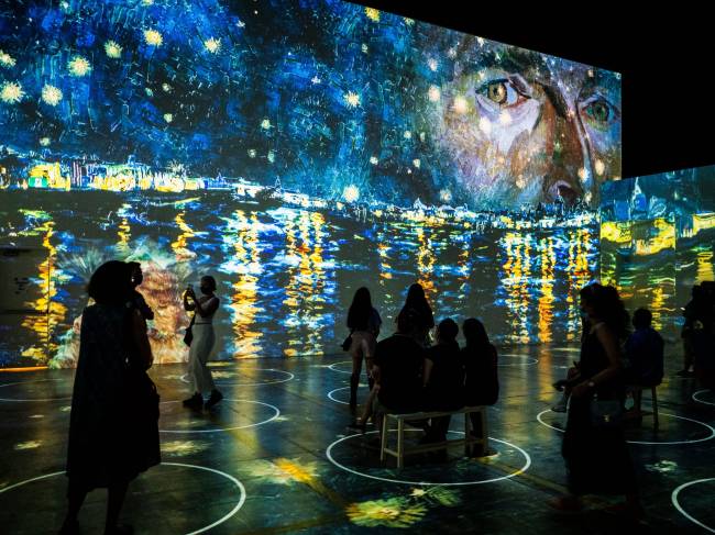 Immersive Van Gogh Exhibit Chicago