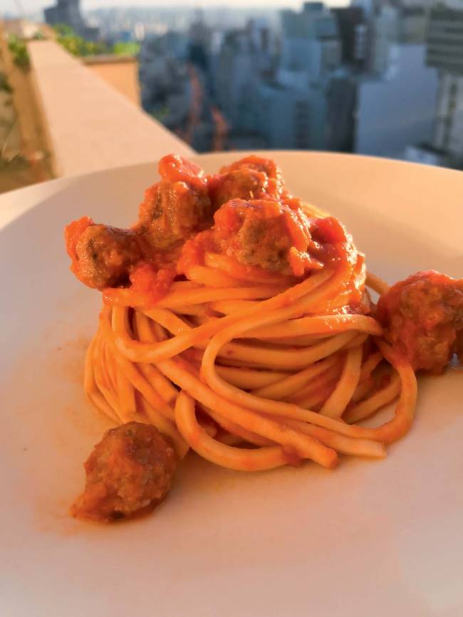 Comer & Beber 2020/2021 – Chef da Quarentena – Alexandre Bronzatto Comer & Beber 2020/2021 - Chef da Quarentena - Alexandre Bronzatto